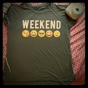 Weekend Emoji Shirt/Size:M /Kids/Teens